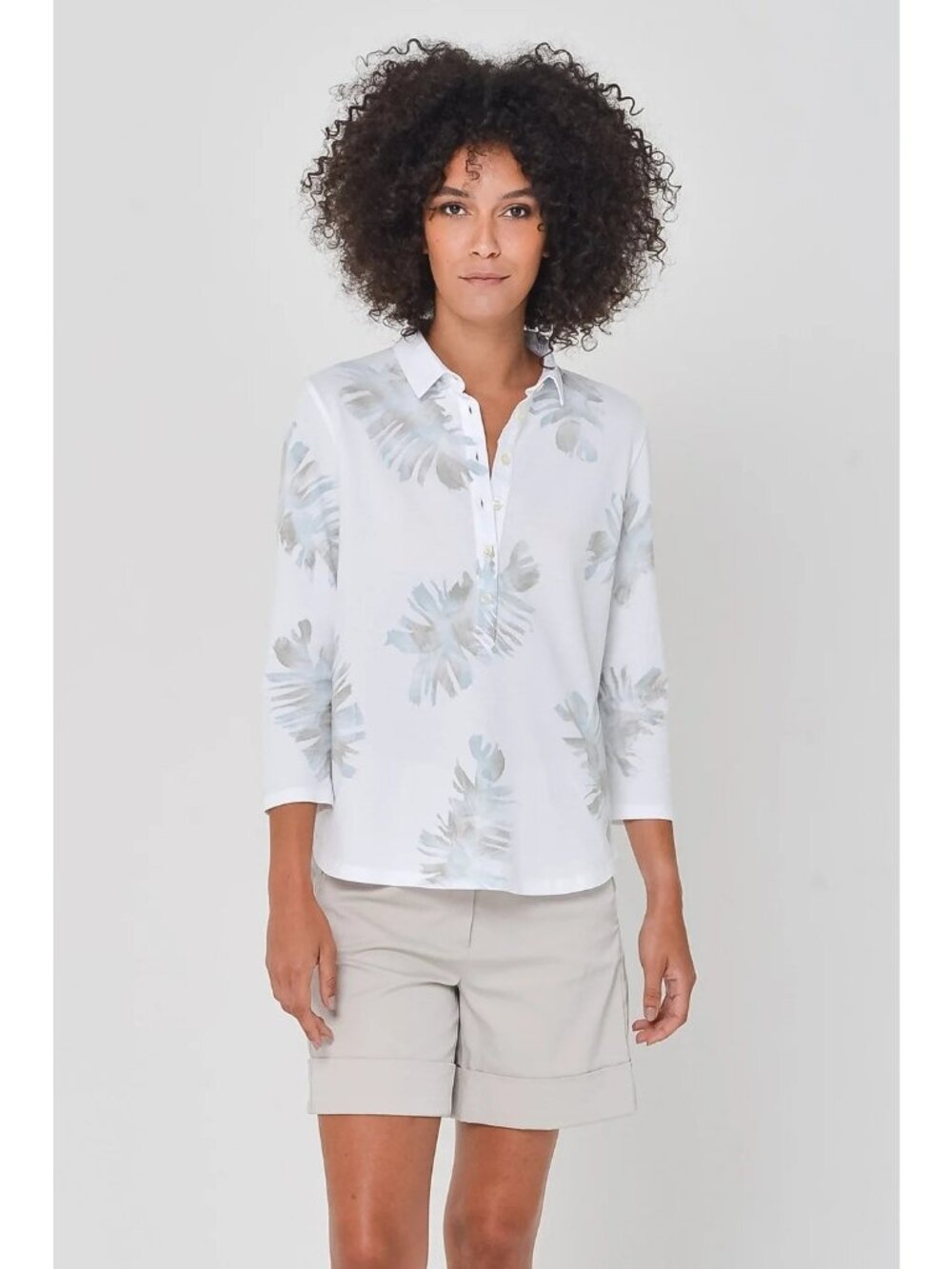 Ploumanac'h Womens Small Leaf Art Pelican Polo in Shark